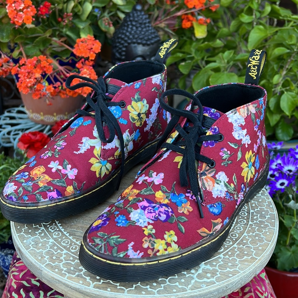🌺 Dr. Martens Red Floral Daytona Ankle Boots 🌺